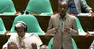 গণভোট নিয়ে জামায়াতের ‘আধা প্রেম, আধা প্রতারণা’: সংসদে আইনমন্ত্রী